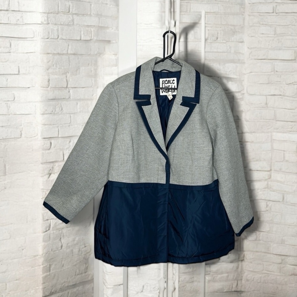 T41 Peace love World Blue and gray Dressy Overcoat New without Tags 3X